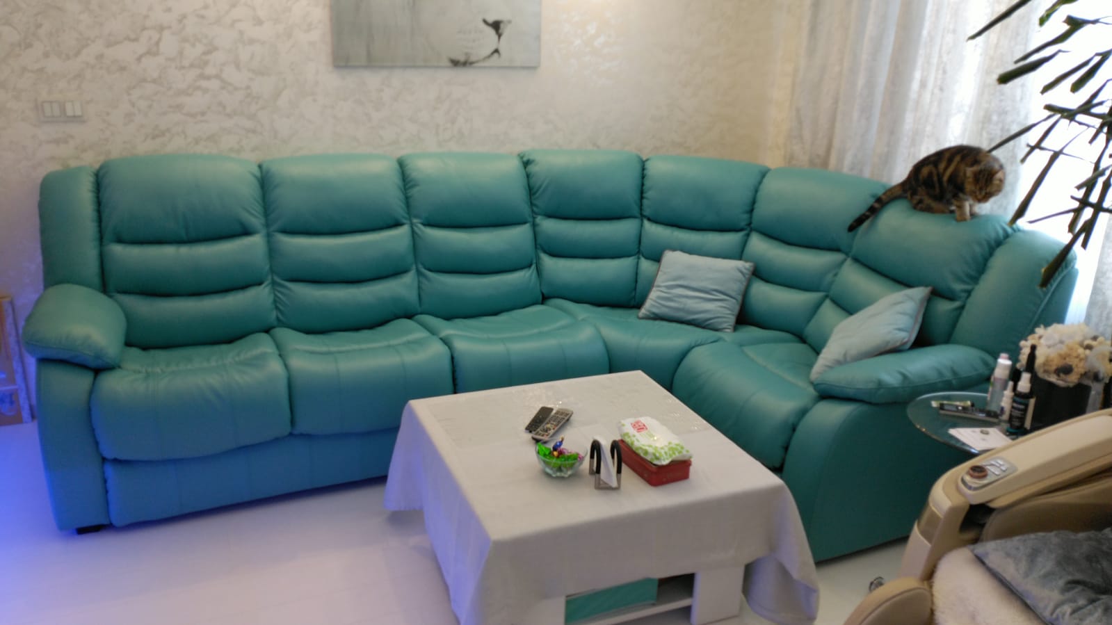 Перетяжка дивана на дому. Невьянск